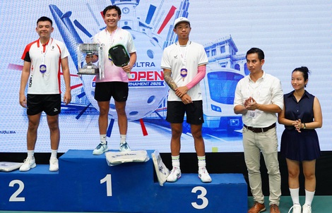 Lý Hoàng Nam lỡ cơ hội đoạt ngôi vương Pickleball Michelob ULTRA