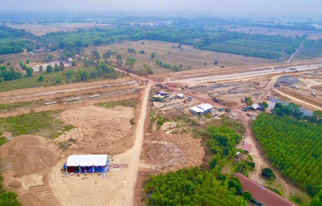 Bảo đảm nơi an cư cho hàng chục ngàn hộ dân