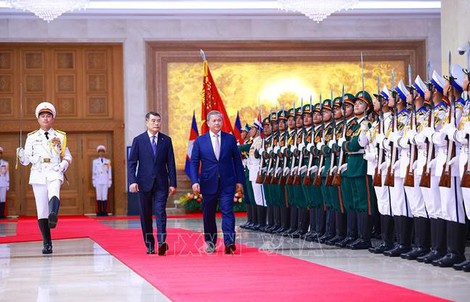Thủ tướng Lê Minh Hưng chủ trì lễ đón chính thức Thủ tướng Campuchia