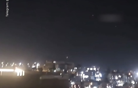 Iran nã tên lửa vào Israel, nhận cảnh báo “rắn”