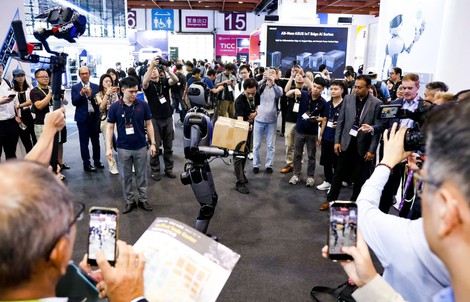 Người máy “Make in Vietnam” của VinRobotics tỏa sáng tại hai sân khấu công nghệ hàng đầu thế giới