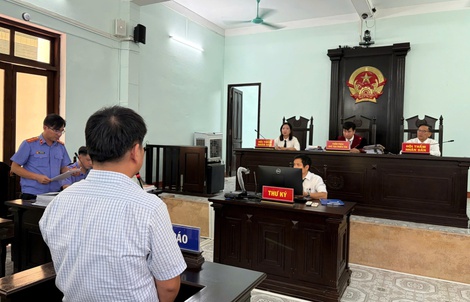 Nguyên Giám đốc CDC Thừa Thiên - Huế từ chối nhận tiền "cám ơn" của Công ty Việt Á