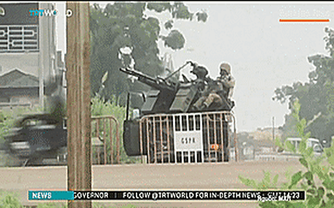 Burkina Faso đảo chính lần 2, người biểu tình đốt phá đại sứ quán Pháp