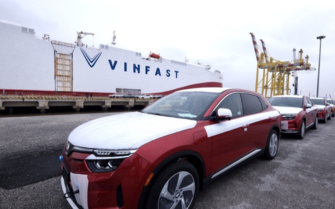 Thủ tướng Phạm Minh Chính dự lễ xuất khẩu lô xe điện đầu tiên của VinFast sang Mỹ