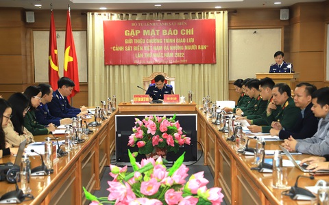 500 đại biểu dự chương trình "Cảnh sát biển Việt Nam và những người bạn"