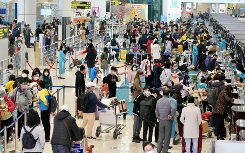 Quyết định tăng tần suất bay tại sân bay Tân Sơn Nhất