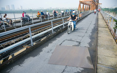 Việt Nam và Pháp nghiên cứu, cải tạo cầu Long Biên đang xuống cấp nghiêm trọng