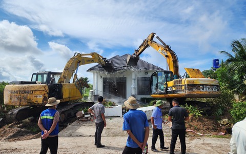 Hé lộ nguồn gốc 79 căn biệt thự không phép
