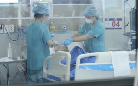 Dịch COVID-19 hôm nay: Ca nhiễm giảm sâu ngày cuối tuần