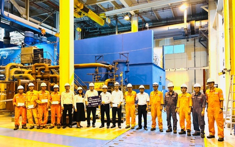 EPS: “Tiếp lửa niềm tin” người lao động Tháng Công nhân