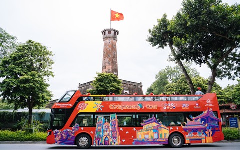 City Sightseeing miễn phí 3.000 vé xe buýt 2 tầng cho du khách dịp Quốc khánh 2-9