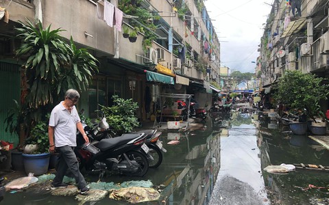 Khổ sở vì ngập cả ngày đêm