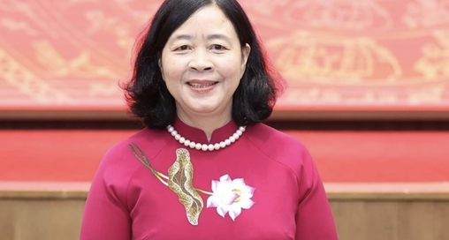 Ủy viên Bộ Chính trị Bùi Thị Minh Hoài tiếp tục giữ chức Bí thư Thành ủy Hà Nội khóa XVIII