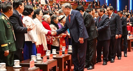 Tinh thần mới, khí thế mới