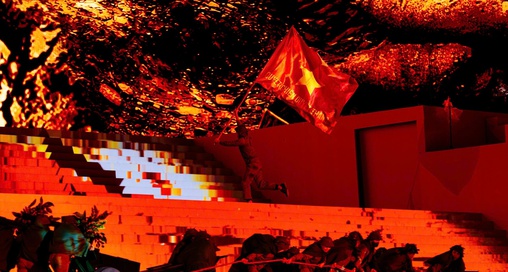 Thành công của "Dưới lá cờ vẻ vang của Đảng" là lời đáp cho muôn vàn câu hỏi