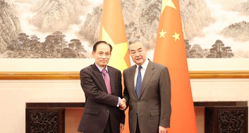 Đặc Phái viên của Tổng Bí thư hội đàm với Bộ trưởng Ngoại giao Trung Quốc