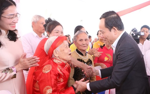 Phó Thủ tướng Trần Lưu Quang dự Ngày hội Đại đoàn kết tại Thanh Hóa