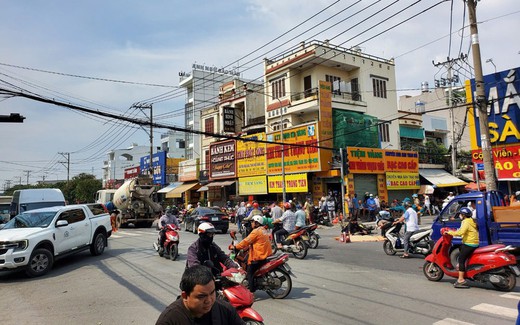 Tai nạn giao thông mãi báo động, vì sao? (*): Xe máy dễ bị tổn thương, thiếu bảo vệ