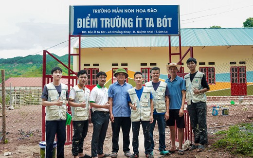 Cuộc thi viết “LÒNG TỐT QUANH TA”: Kiến trúc sư xây ước mơ thoát nghèo