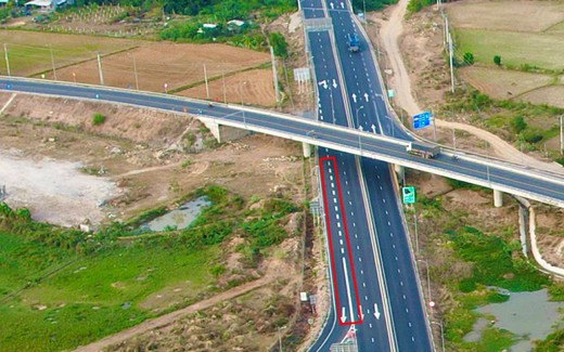 Sửa vạch kẻ bất cập khiến nhiều tài xế bị phạt trên tuyến cao tốc Vĩnh Hảo - Phan Thiết