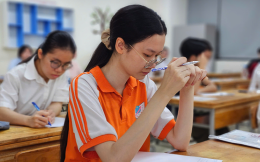Bộ GD-ĐT công bố đáp án, thang điểm các môn thi tốt nghiệp THPT 2025