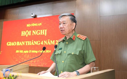 Bộ trưởng Tô Lâm yêu cầu đẩy nhanh tiến độ các vụ án tham nhũng, tiêu cực