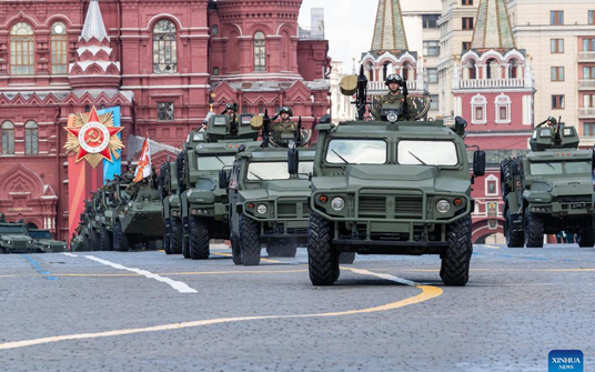 Nga duyệt binh rầm rộ mừng Ngày Chiến thắng