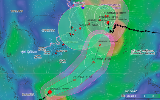 Bão số 15 giật cấp 13 di chuyển chậm trên Biển Đông, áp thấp nhiệt đới lạ thường có vào Nam Bộ?