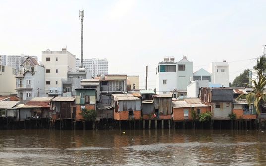 TPHCM kiến nghị Trung ương hỗ trợ 10.000 tỉ đồng để xóa nhà tạm ven kênh