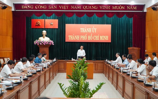 TP HCM họp đột xuất bàn về sắp xếp các phường, xã