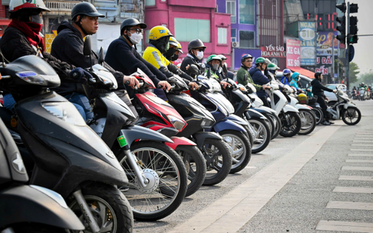 Hà Nội nghiên cứu hỗ trợ, thu đổi 450.000 xe máy xăng trong khu vực Vành đai 1