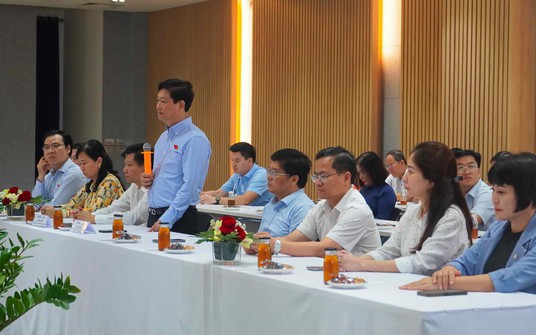 Hình ảnh Chủ tịch HĐND TP HCM thăm và làm việc tại dự án hơn 5 tỉ USD
