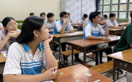 Đang tư vấn trực tuyến: Điều chỉnh nguyện vọng để đậu ĐH