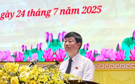 Kỳ họp thứ hai HĐND TP HCM đang diễn ra tại phường Bình Dương