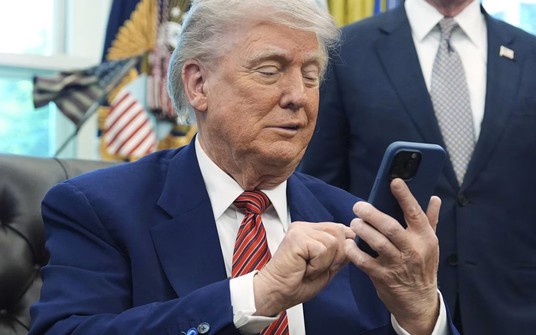 Điểm nóng xung đột ngày 28-7: Vén màn lý do cú "bẻ lái" ngoạn mục của ông Donald Trump