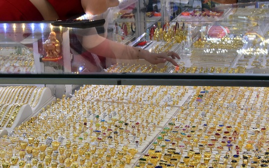Giá vàng hôm nay, 30-7: Bật tăng trở lại