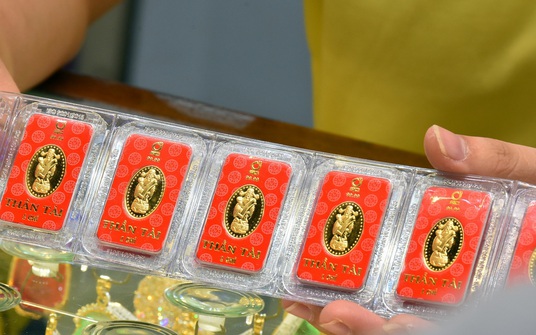 Giá vàng hôm nay, 31-7: Giảm mạnh