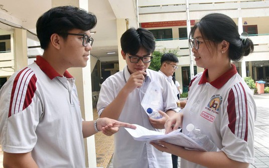 Ghi nhận ban đầu về điểm thi tốt nghiệp THPT