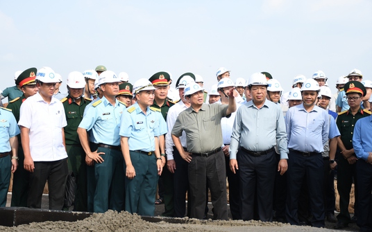 Thủ tướng Phạm Minh Chính kiểm tra tiến độ sân bay Long Thành