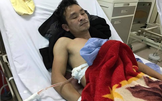 Khởi tố đối tượng đâm bóng đá tỷ lệ kèo nhà cái niên giúp người tai nạn giao thông