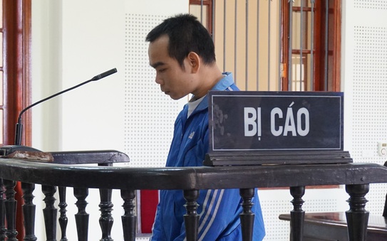 “Nổ” là sếp ở Bộ Công an, cháu phó chủ tịch tỉnh để kèo nhà cái tỷ lệ cá cược