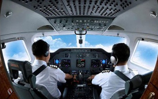 Bắt nhân viên hàng không trình độ bóng đá tỷ lệ kèo nhà cái nghỉ việc phải báo trước 120 ngày là trái luật