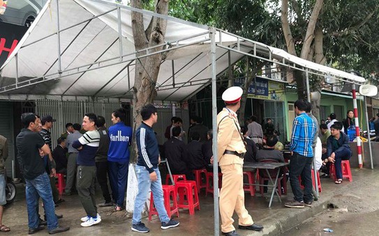 Cán bộ ngân hàng sát hại bố, chém mẹ và kèo nhà cái tỷ lệ cá cược gái có vết thương thấu bụng