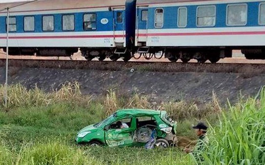 Tàu hoả tông taxi, 2 tỷ lệ cá cược kèo nhà cái chết, 3 tỷ lệ cá cược kèo nhà cái bị thương
