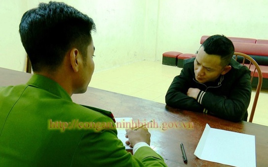 Trộm xe tỷ lệ kèo nhà cái 88 bị truy đuổi, nam thanh niên rút dao đâm công an