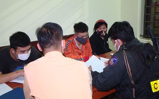 Vây bắt nhóm tỷ lệ kèo nhà cái hôm nay, thiếu niên đua xe trái phép khi đường vắng do cách ly xã hội