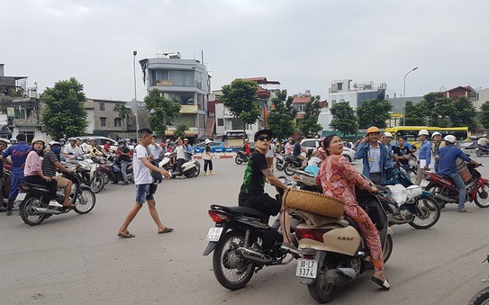 Động đất ở Sơn tỷ lệ kèo góc nhà cái, các toà nhà cao tầng ở Hà Nội rung lắc khá mạnh