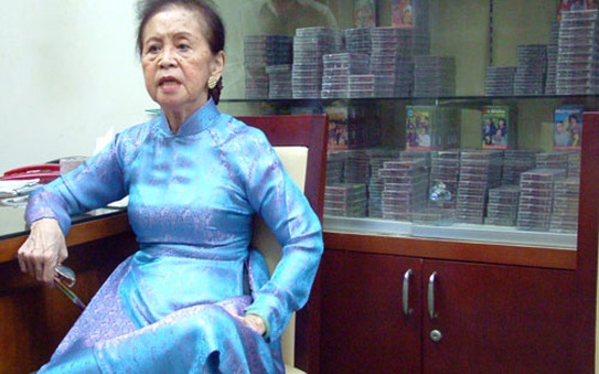Kho tàng cải lương quý giá của bà Sáu Liên