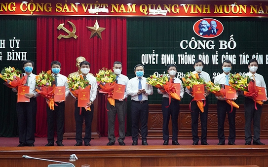 Quảng tỷ lệ kèo nhà cái 88 điều động, bổ nhiệm 8 giám đốc sở, ngành