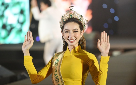tỷ lệ kèo nhà cái kiếm 70 tỉ đồng sau 3 tháng làm hoa hậu